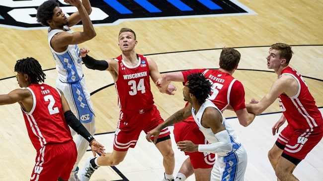 The Best Photos From Wisconsin Basketballs 85-62 Victory Against ...