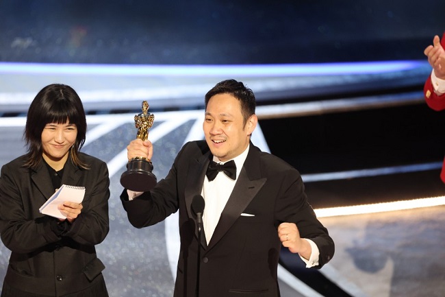 Japan Celebrates Ryusuke Hamaguchis Four Drive My Car Oscar ...